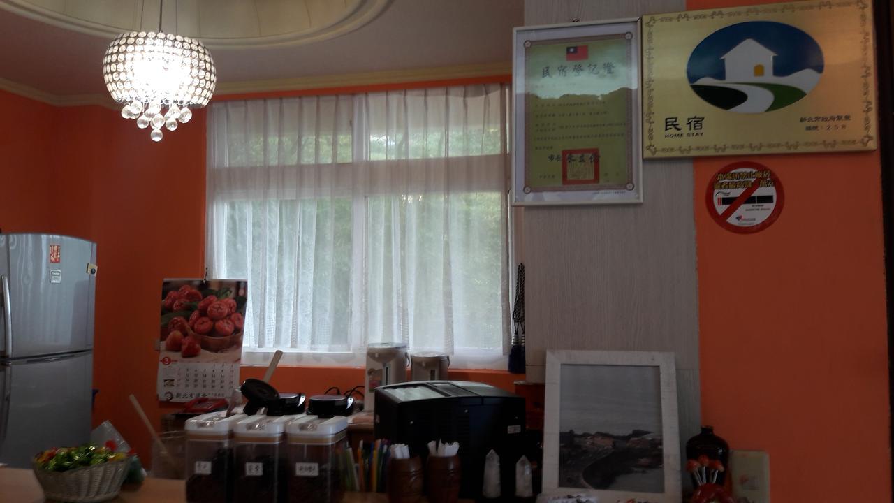 13F Homestay Цзюфень Екстер'єр фото