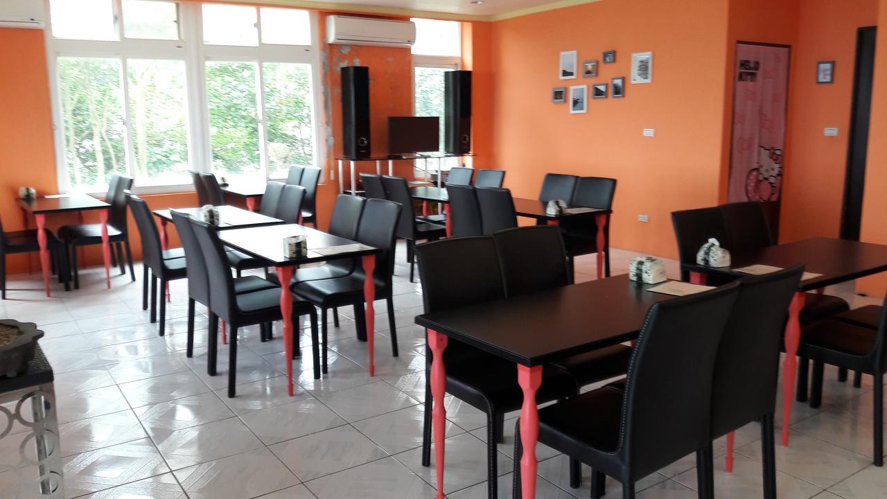 13F Homestay Цзюфень Екстер'єр фото