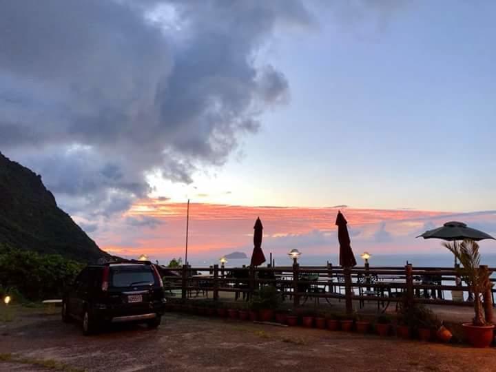 13F Homestay Цзюфень Екстер'єр фото